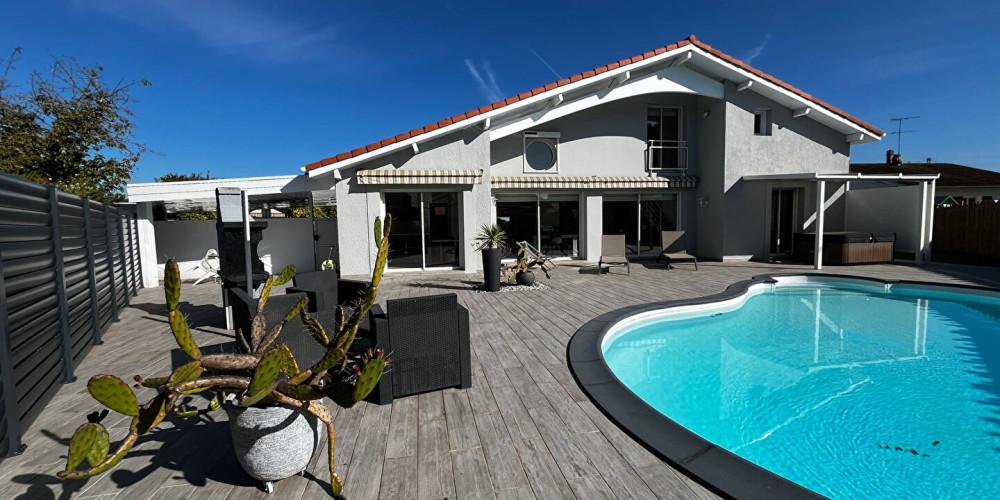 maison à DAX (40100)