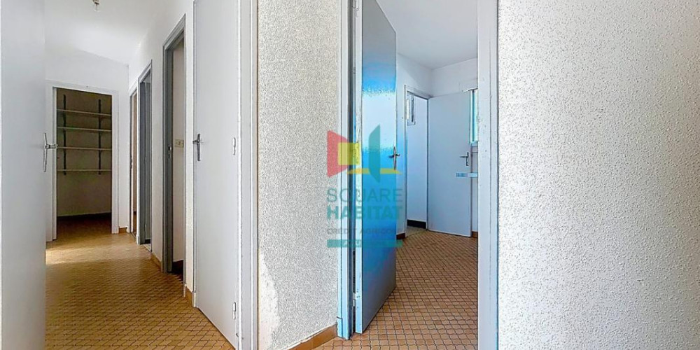 appartement à ST PIERRE DU MONT (40280)