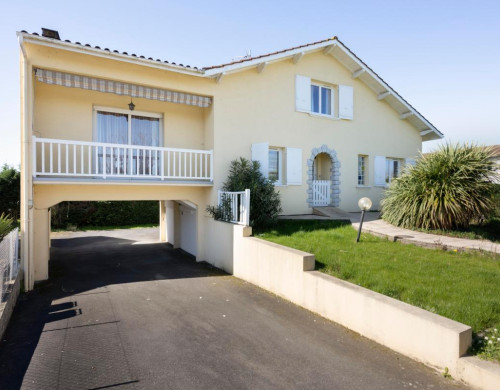 maison  AIRE SUR L ADOUR