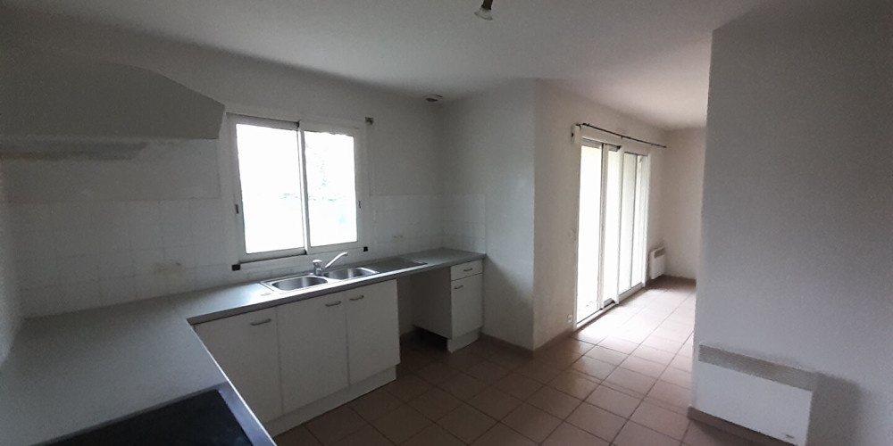 maison à OEYRELUY (40180)