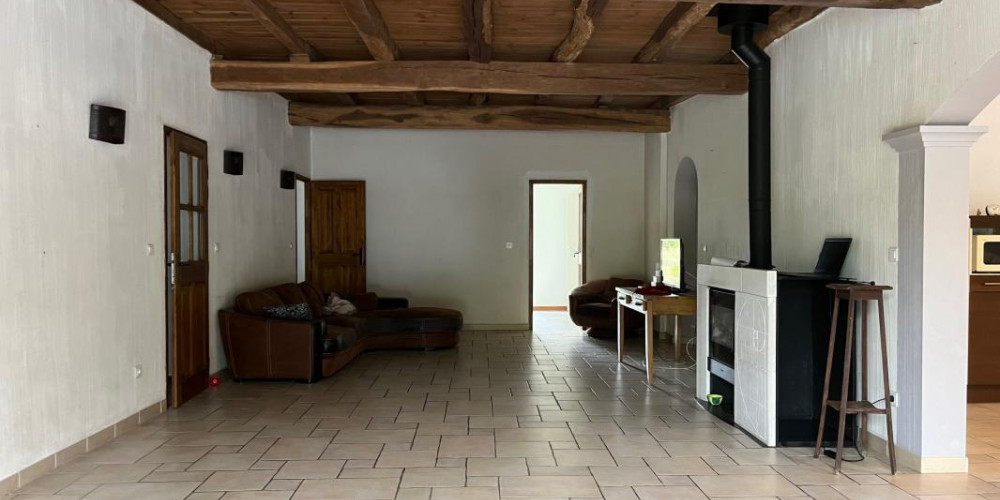 maison à POMAREZ (40360)