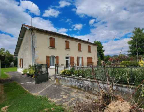 maison  ST SEVER