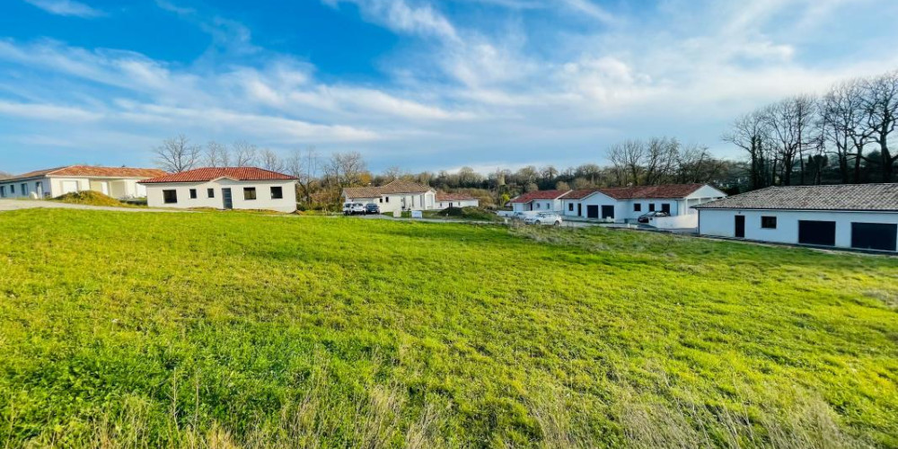 terrain à DAX (40100)
