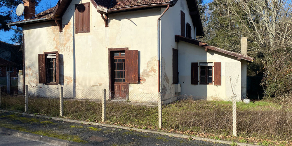 maison à RION DES LANDES (40370)