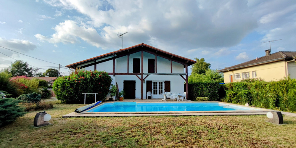 maison à MONT DE MARSAN (40000)