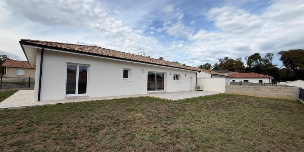 maison à MAZEROLLES (40090)