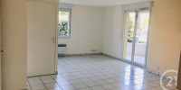 appartement à ST PIERRE DU MONT (40280)