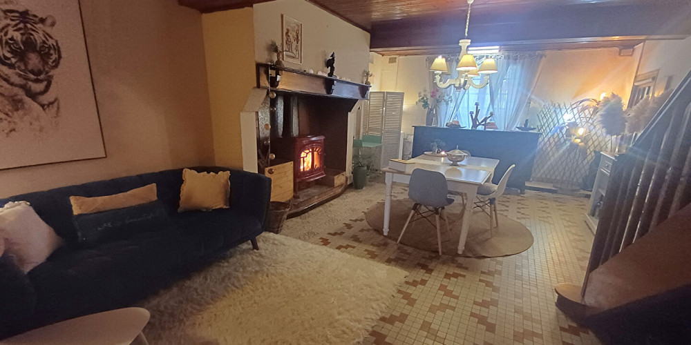 maison à ST SEVER (40500)