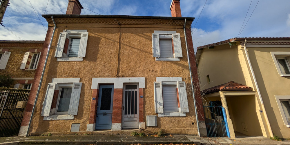 maison à MONT DE MARSAN (40000)