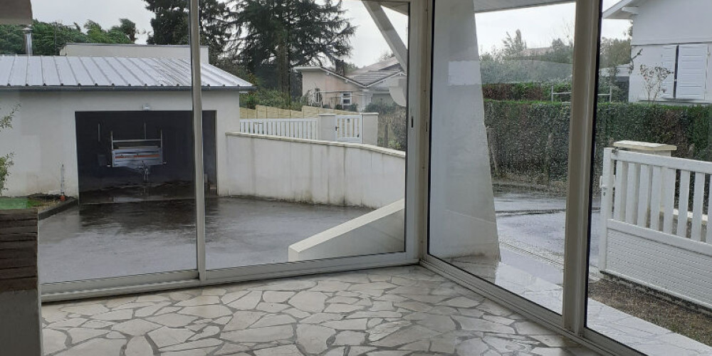 maison à SEYRESSE (40180)