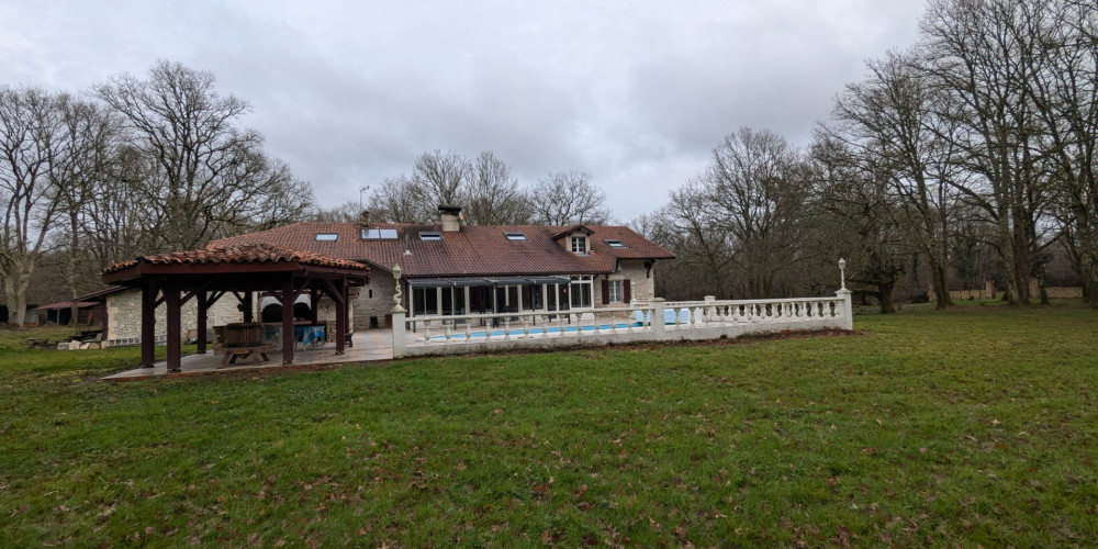 maison à ST SEVER (40500)