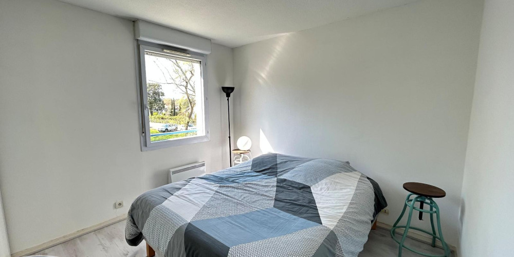 appartement à ST PIERRE DU MONT (40280)