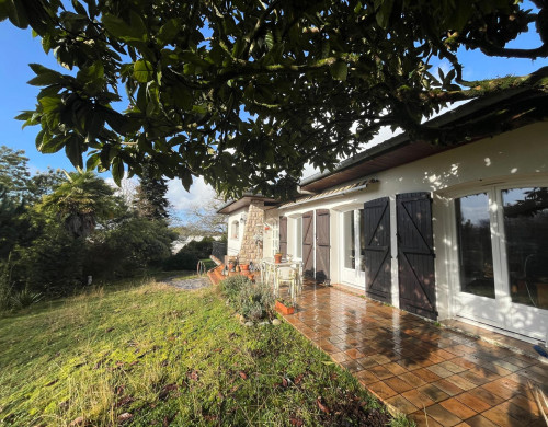 maison  ST PIERRE DU MONT