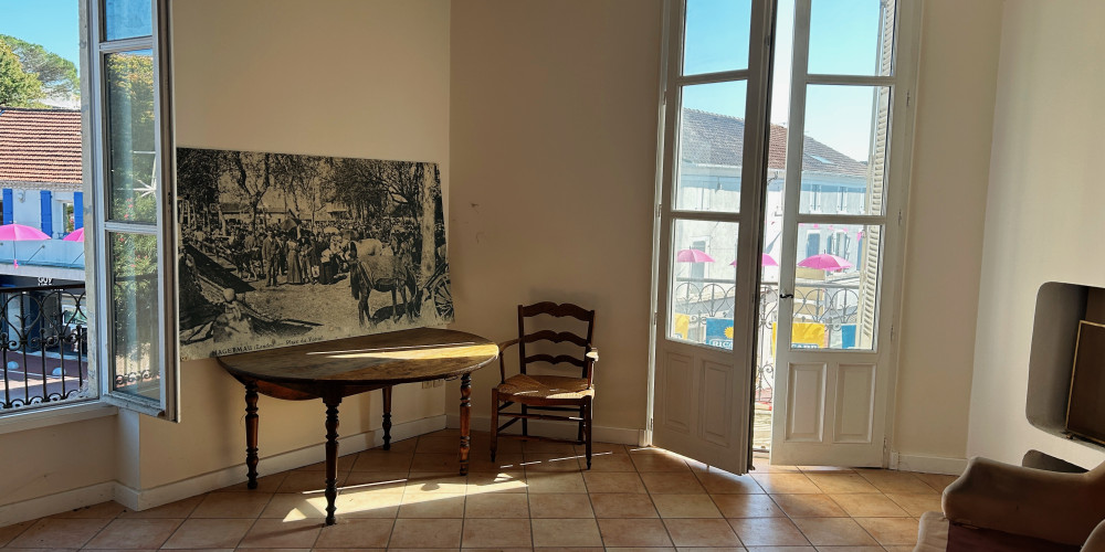 immeuble à HAGETMAU (40700)
