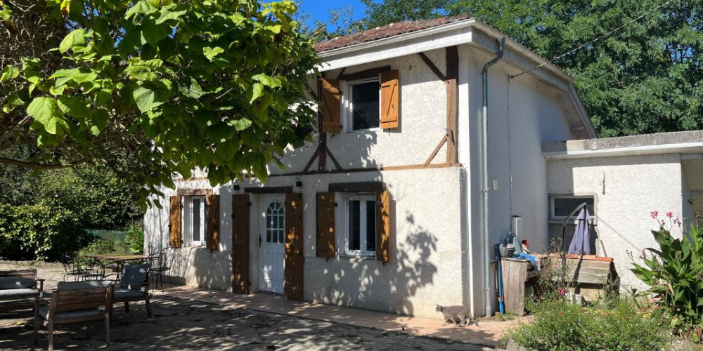 maison à AMOU (40330)