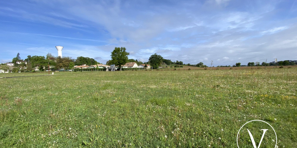 terrain à MIRAMONT SENSACQ (40320)