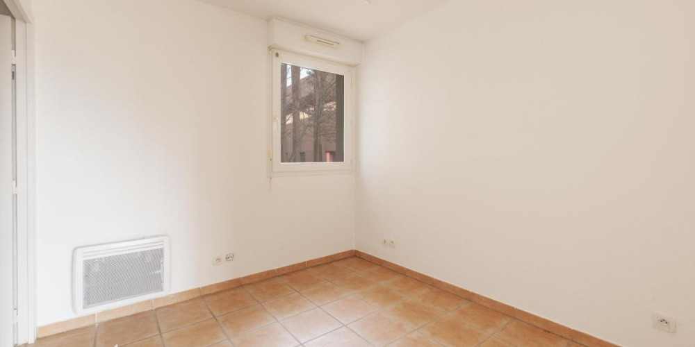 appartement à ST PIERRE DU MONT (40280)
