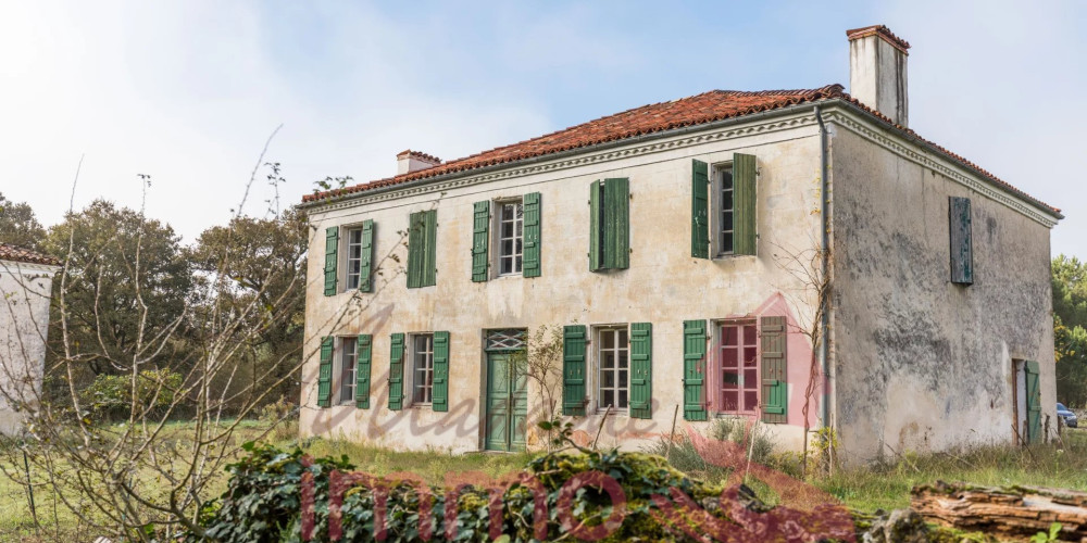 maison à VERT (40420)