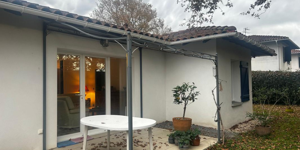 maison à LABATUT (40300)