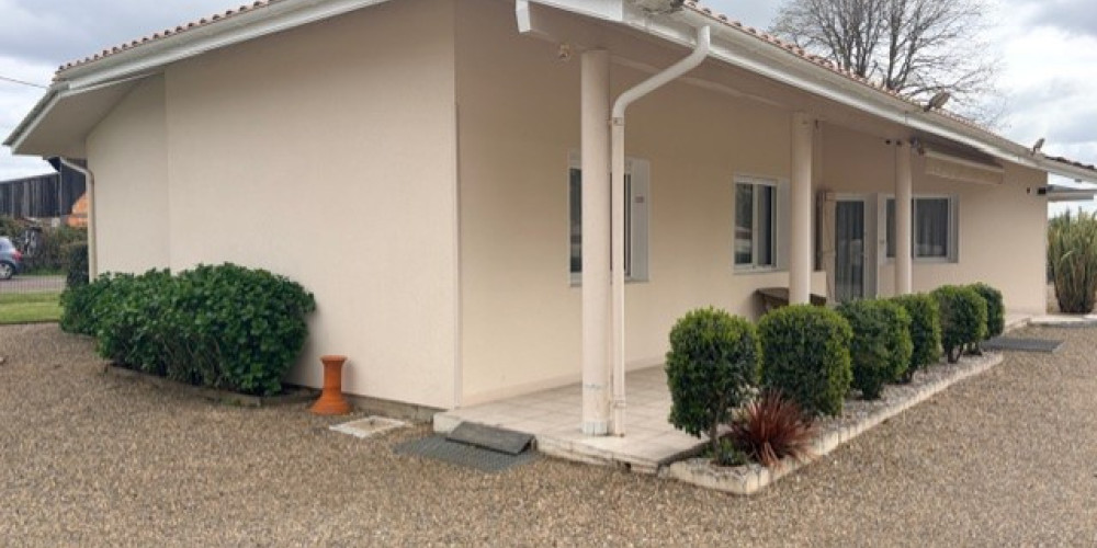 maison à YGOS ST SATURNIN (40110)