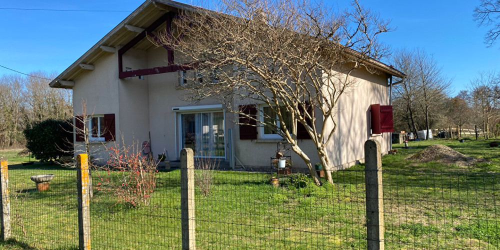 maison à YGOS ST SATURNIN (40110)