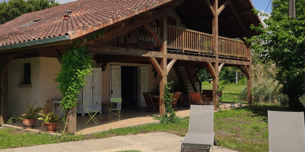 maison à VERT (40420)