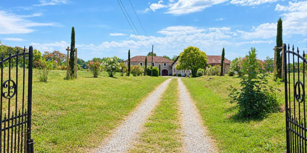 maison à POMAREZ (40360)