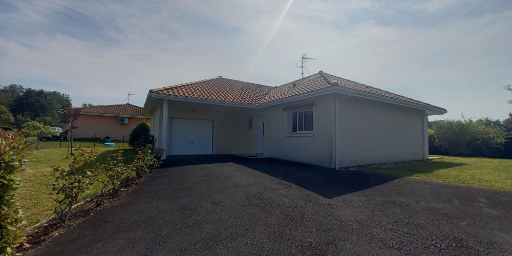 maison à AMOU (40330)