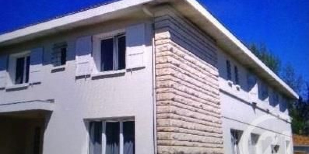 appartement à ST SEVER (40500)