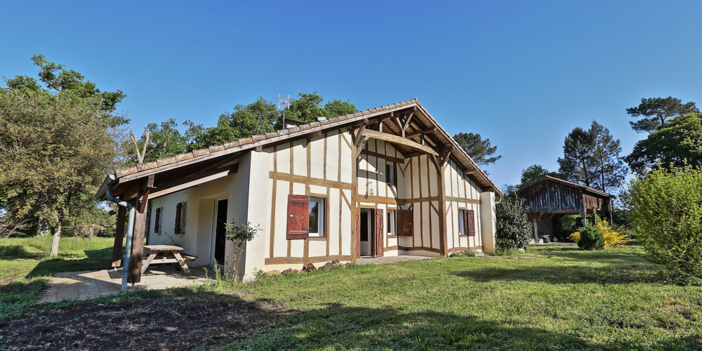 maison à ARENGOSSE (40110)
