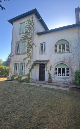 Maison  LUGLON