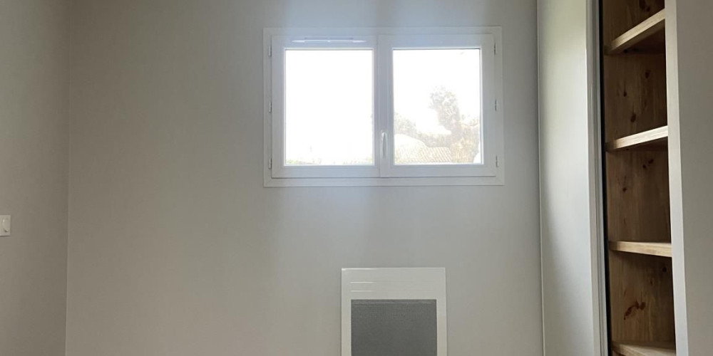 appartement à ST PIERRE DU MONT (40280)