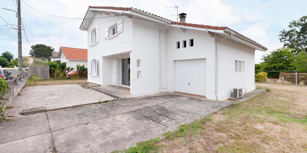 maison à MONT DE MARSAN (40000)