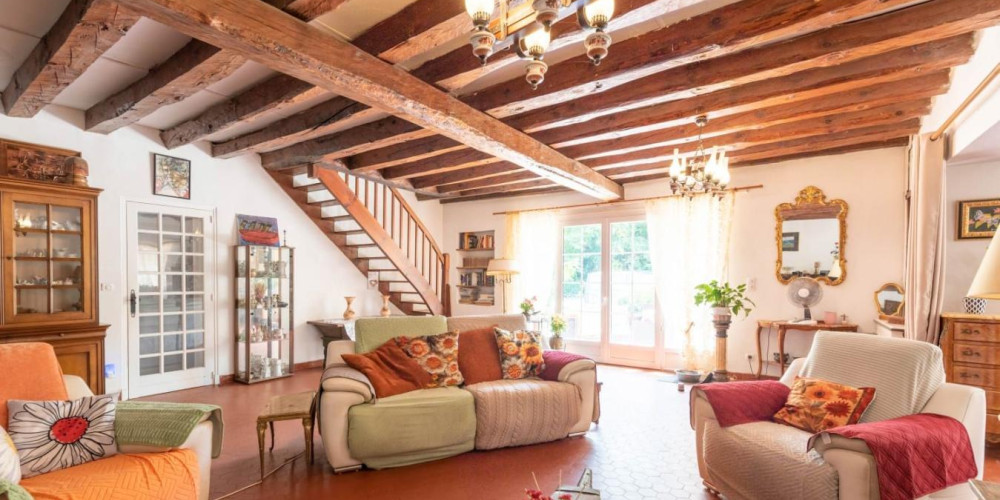 maison à ST AVIT (40090)