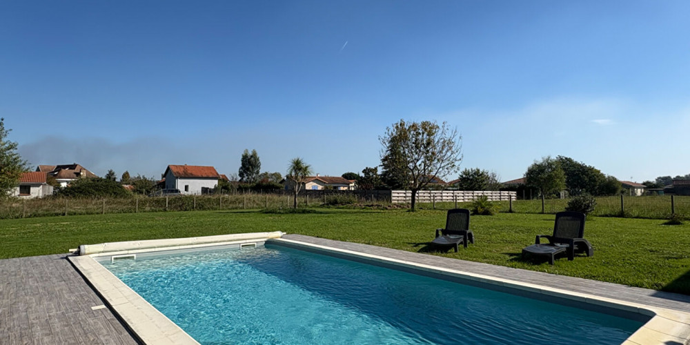 maison à ONARD (40380)