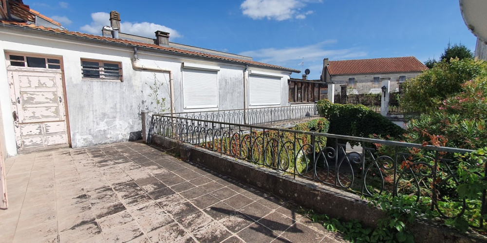 maison à MONT DE MARSAN (40000)