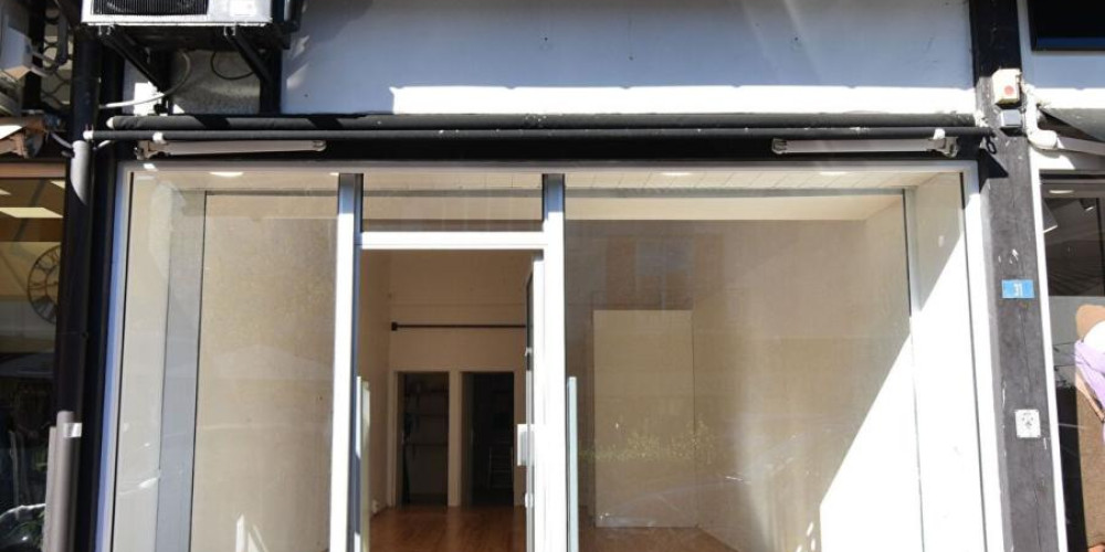 local commercial à SOORTS HOSSEGOR (40150)