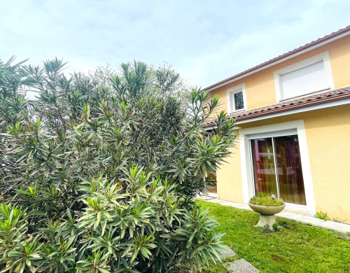maison  BENESSE MAREMNE