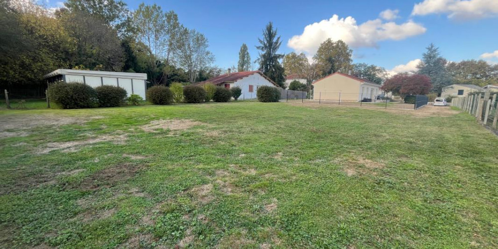 terrain à DAX (40100)