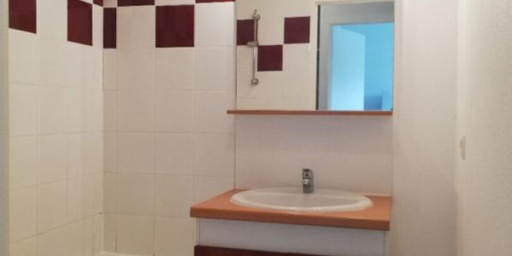 appartement à AIRE SUR L ADOUR (40800)