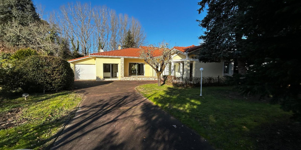 maison à MONT DE MARSAN (40000)