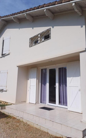 Maison  ST PIERRE DU MONT