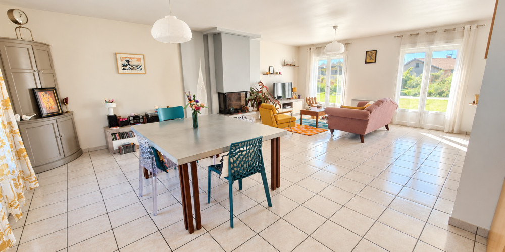 maison à ST MARTIN DE HINX (40390)