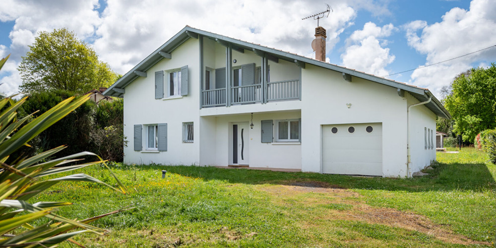 maison à AMOU (40330)