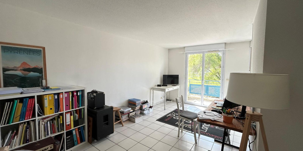 appartement à ST PIERRE DU MONT (40280)
