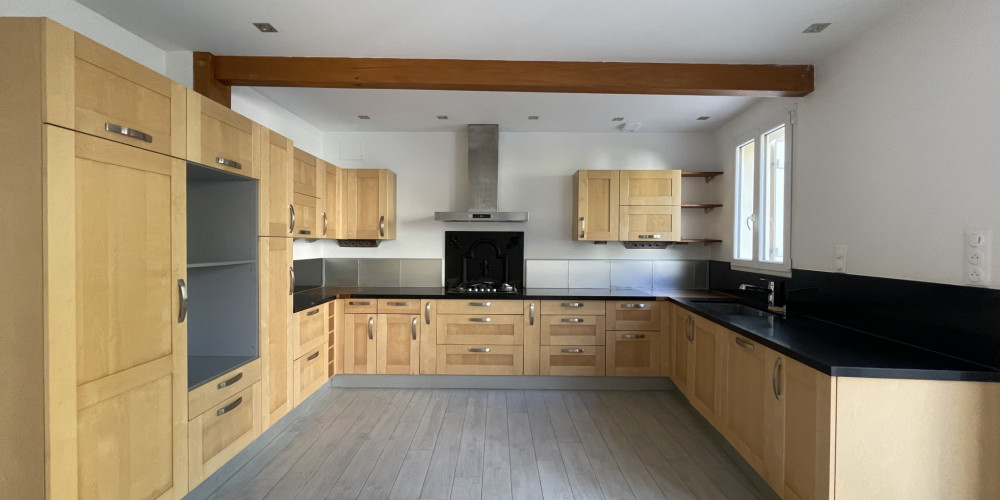 maison à ST SEVER (40500)