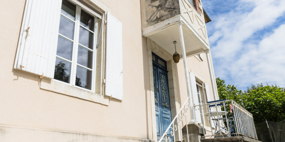 maison à MONT DE MARSAN (40000)