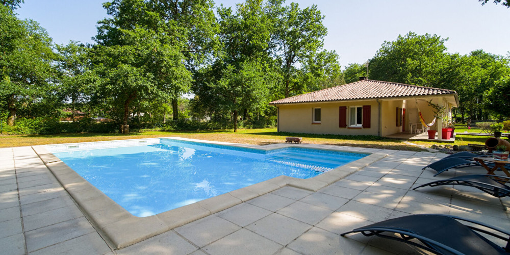 maison à GAREIN (40420)