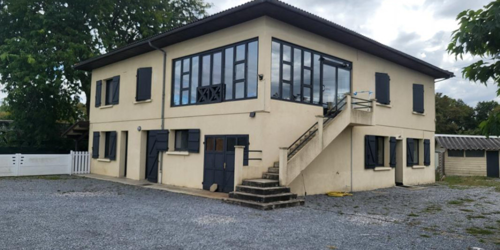 immeuble à MONT DE MARSAN (40000)