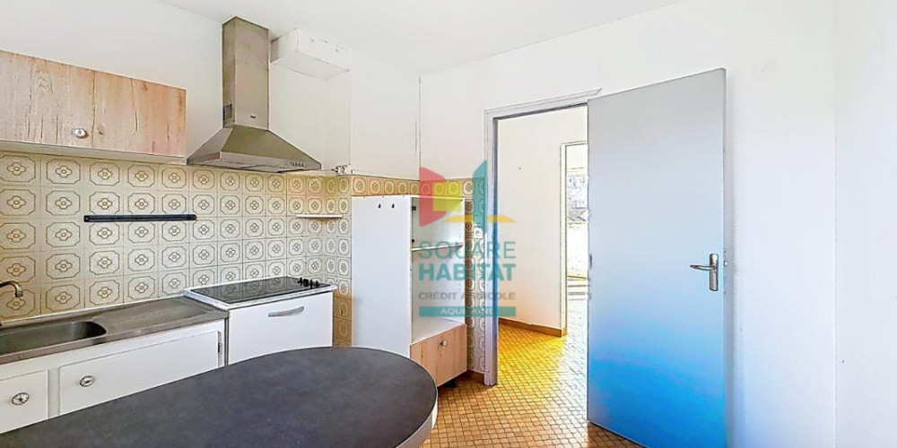 appartement à ST PIERRE DU MONT (40280)